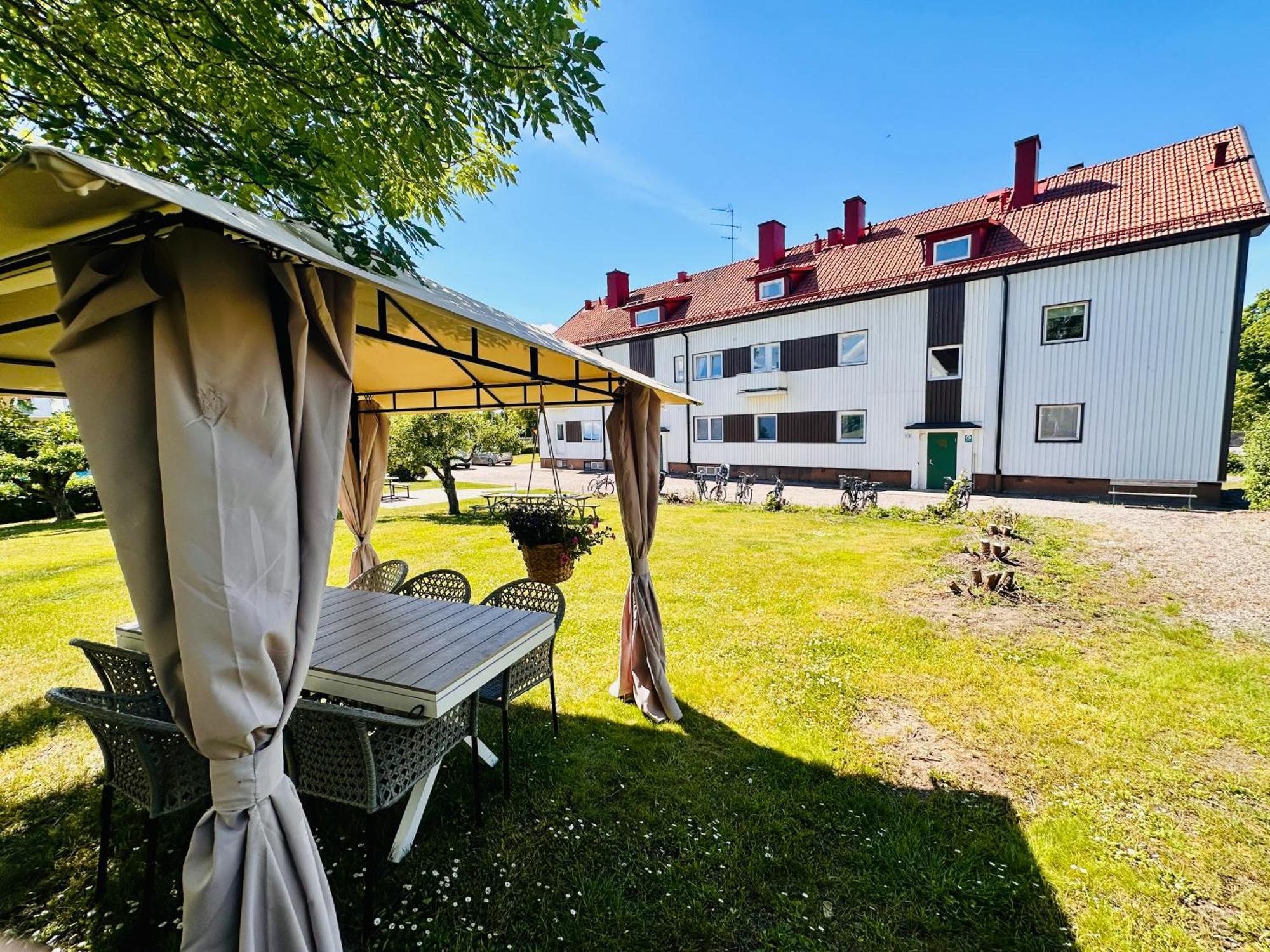 Pensionat Prinshoejden - Home Katrineholm Exterior photo